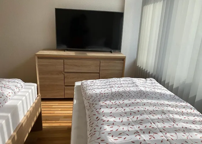 H&m Immobilien 2 Appartamento *